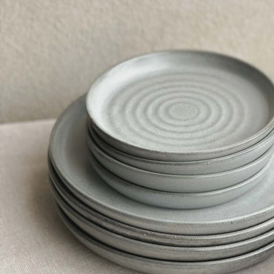 Potters Collection Plate 19.1cm Grey Smoke