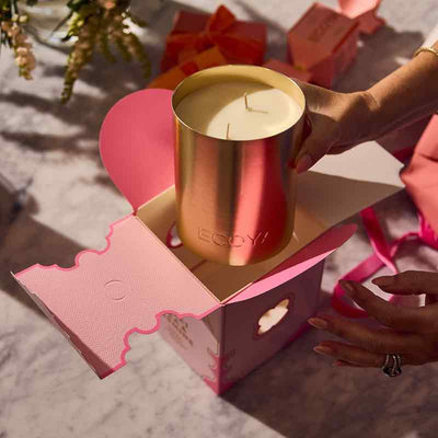 Sweet Pea & Jasmine Grand Goldie Candle Holiday Collection