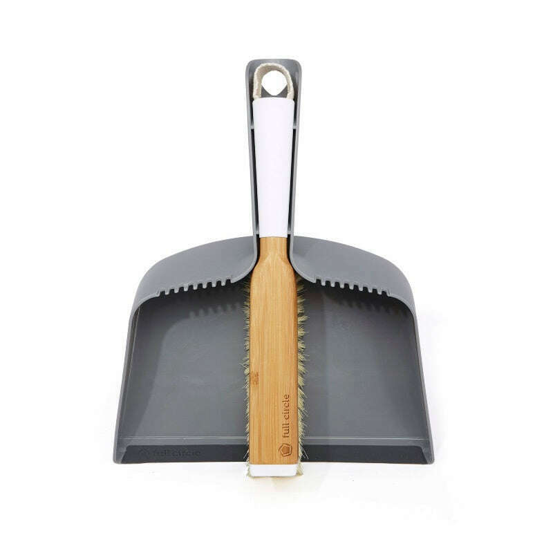 Clean Team Brush & Dustpan Set - White