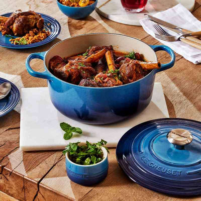 Signature Round Casserole Azure Blue