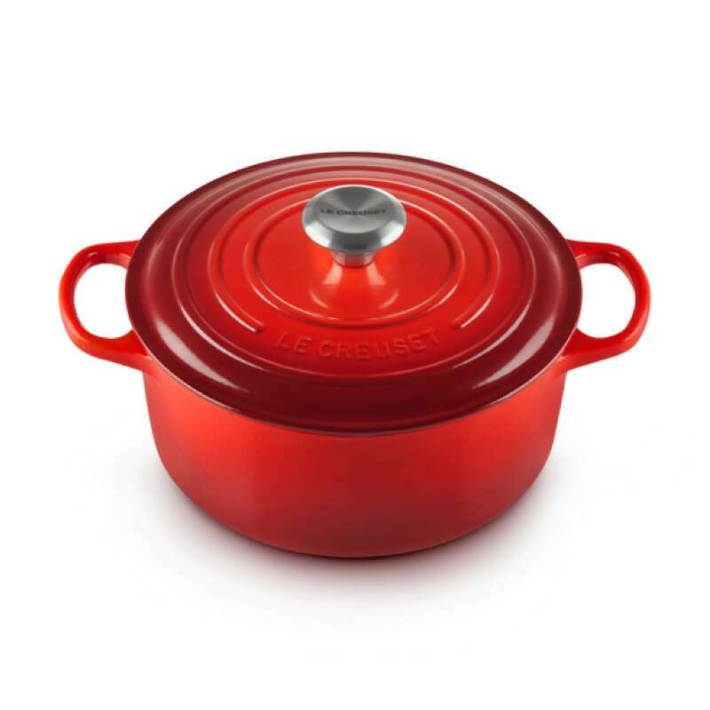 Signature Round Casserole Cerise