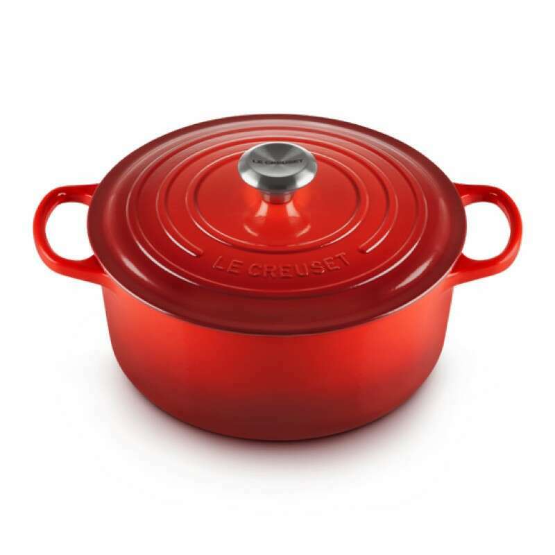 Signature Round Casserole Cerise